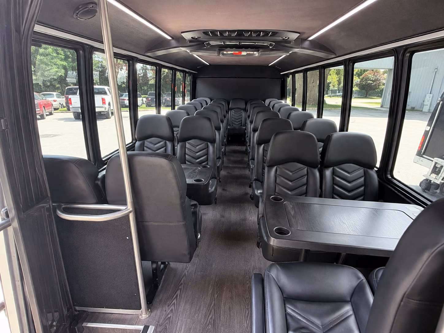 minibuses and charter buses to holt arena and isu campus venues