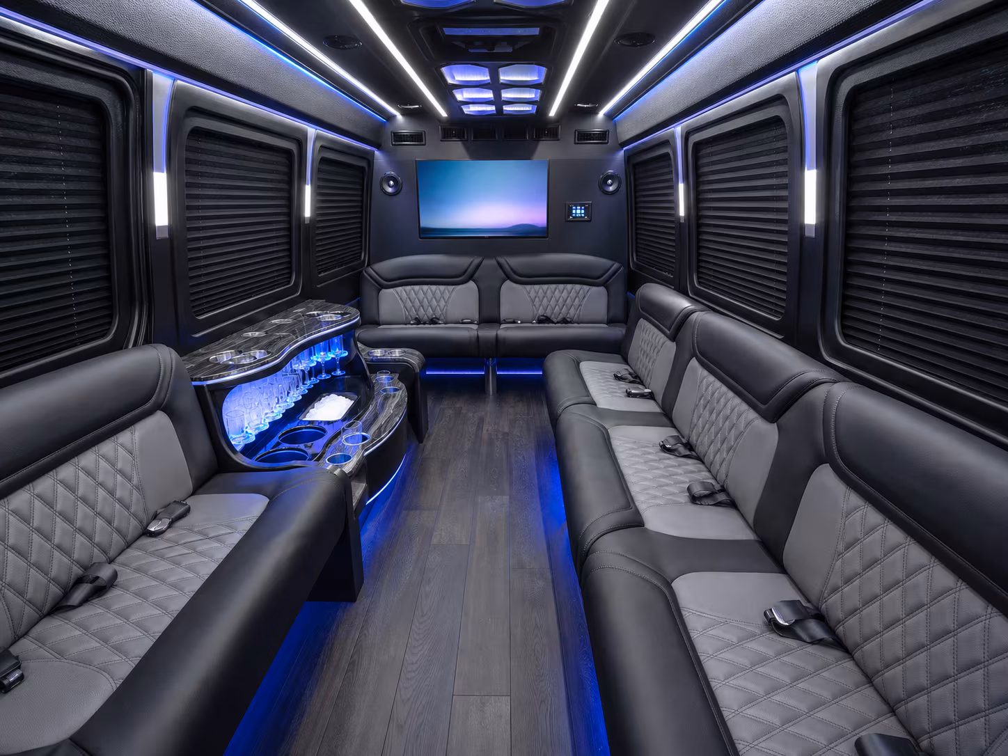 pocatello 28 passenger party bus